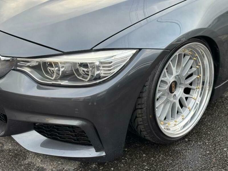 4 SERIES