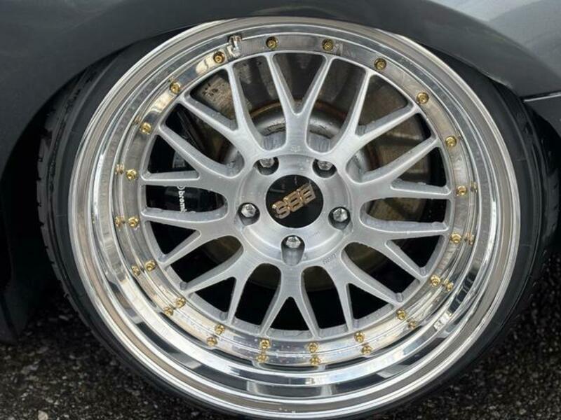 4 SERIES