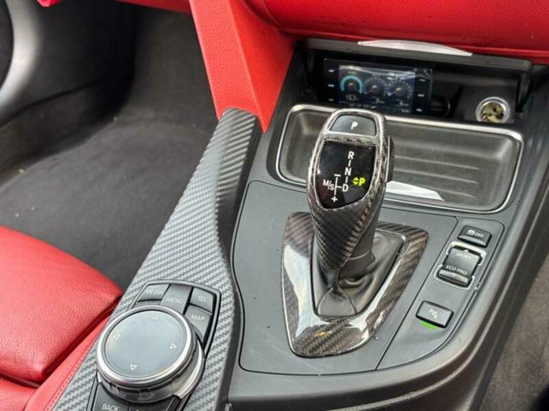 4 SERIES