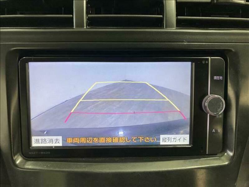 PRIUS ALPHA
