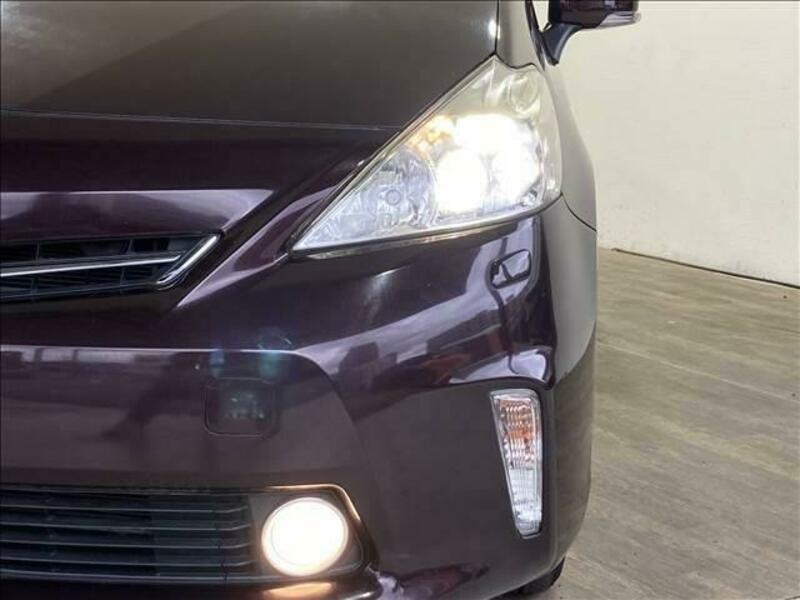 PRIUS ALPHA