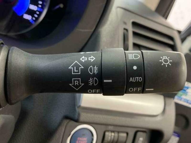 XV HYBRID
