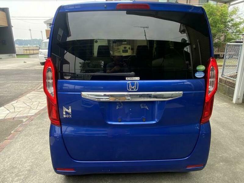 N BOX