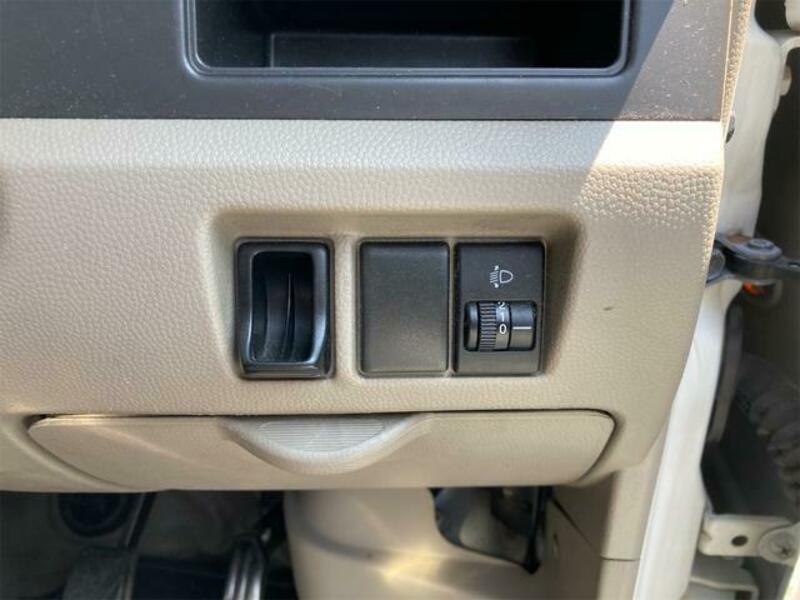 MINICAB VAN