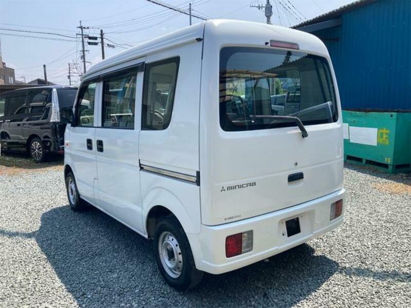 MINICAB VAN