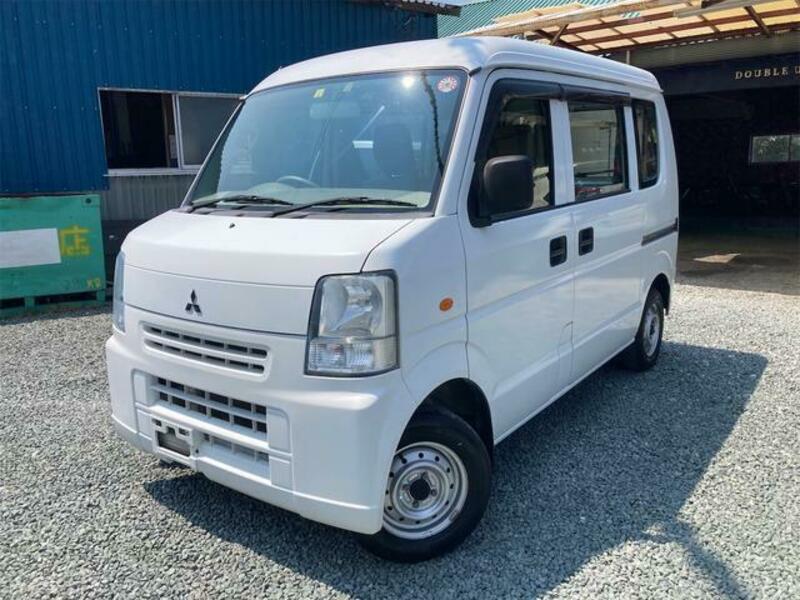 MITSUBISHI MINICAB VAN