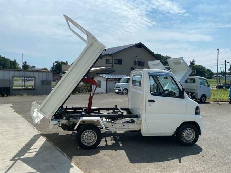 MINICAB TRUCK