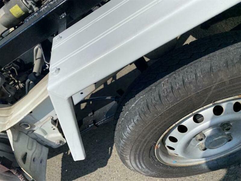 MINICAB TRUCK