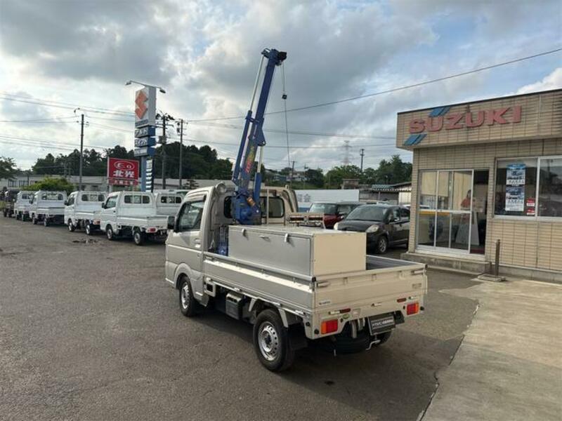 CARRY TRUCK