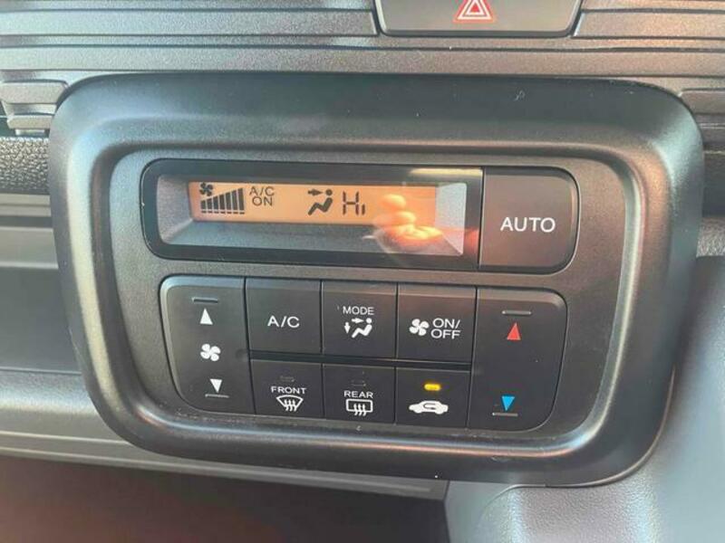 N-VAN