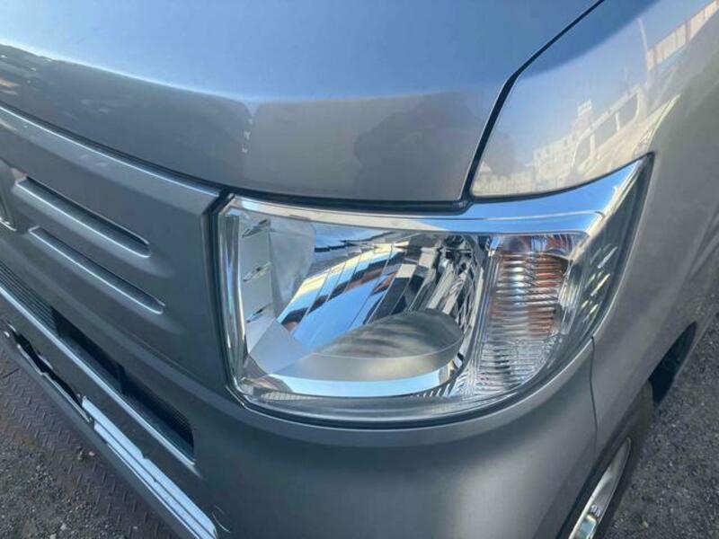 N-VAN