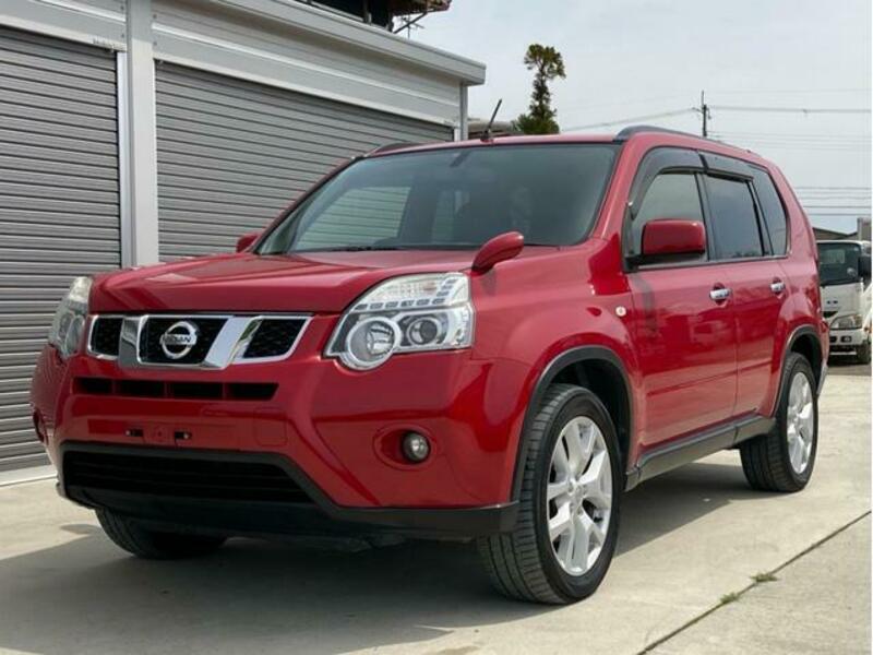 X-TRAIL
