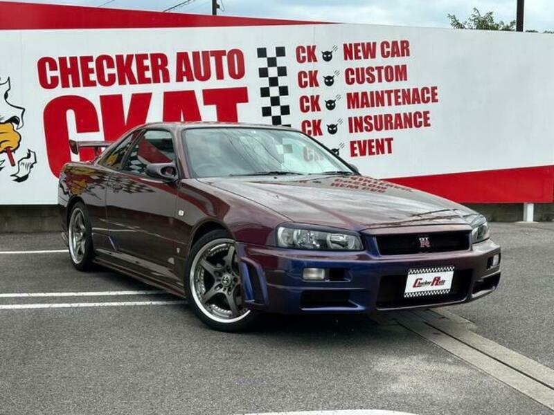 NISSAN SKYLINE