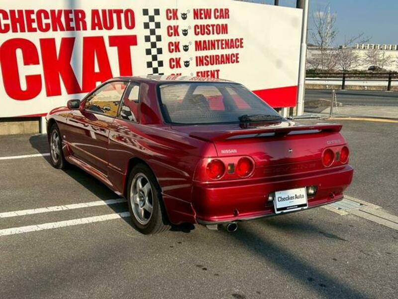 SKYLINE