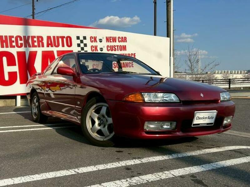 NISSAN SKYLINE