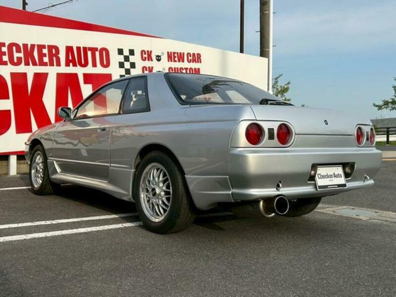 SKYLINE