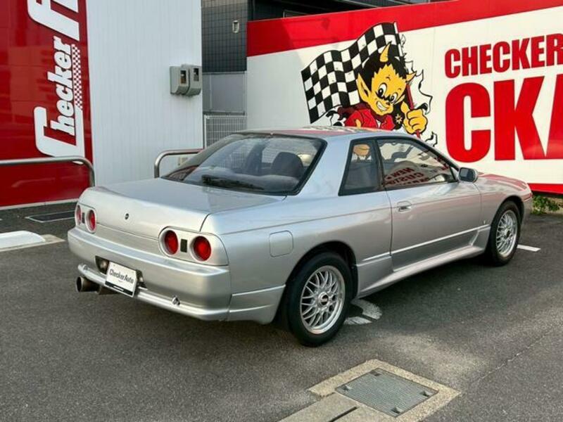 SKYLINE