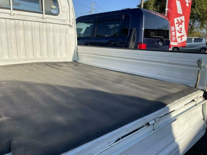 CLIPPER TRUCK
