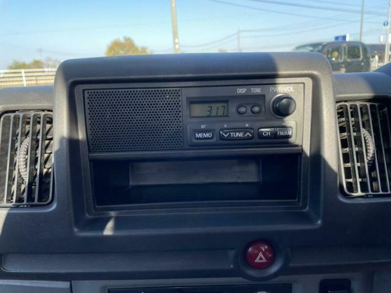 CLIPPER TRUCK