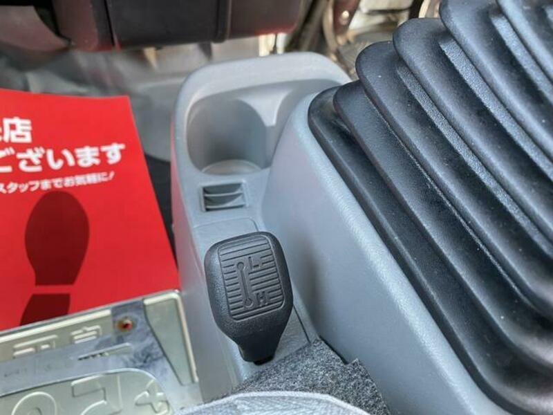 CLIPPER TRUCK