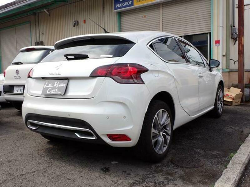 DS4