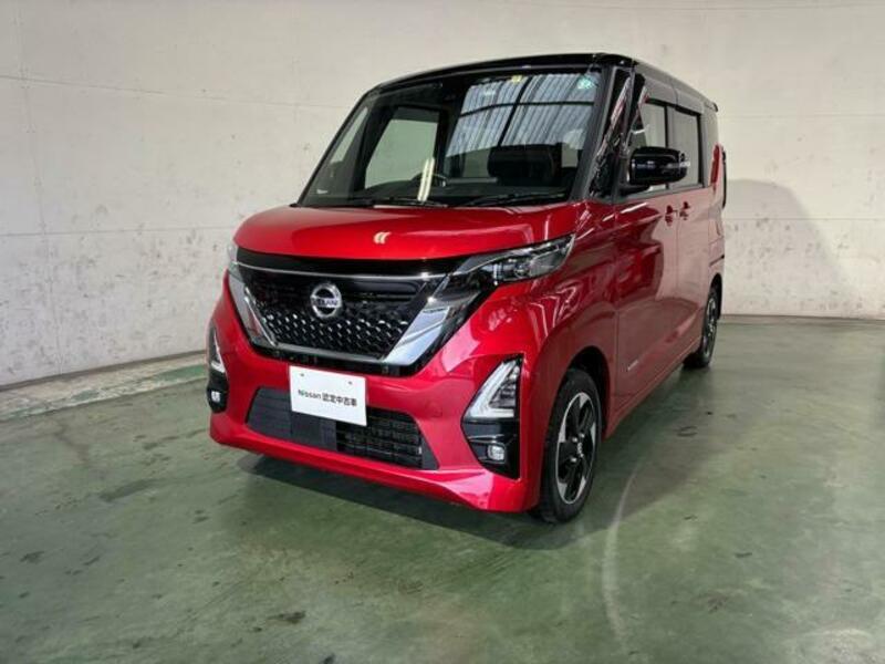 NISSAN ROOX