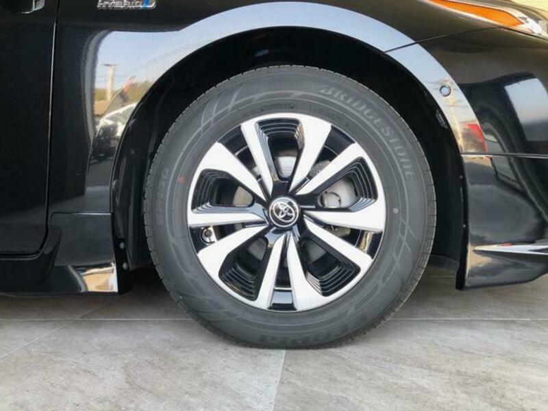 PRIUS PHV