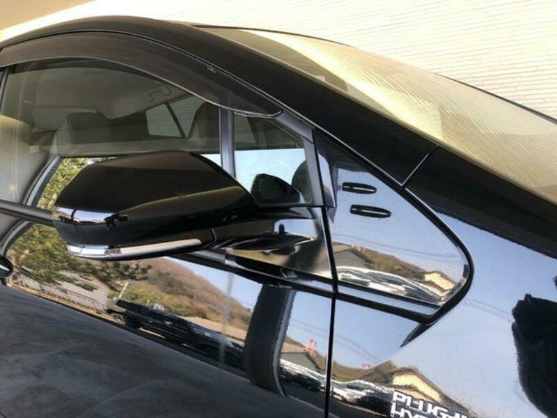 PRIUS PHV