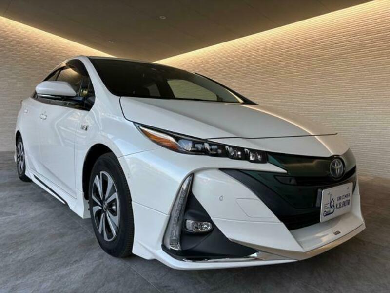 PRIUS PHV