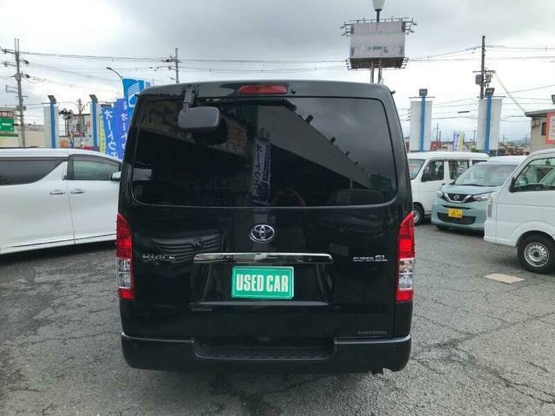 HIACE VAN