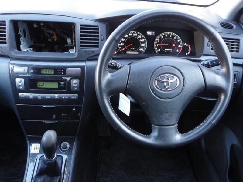 COROLLA FIELDER