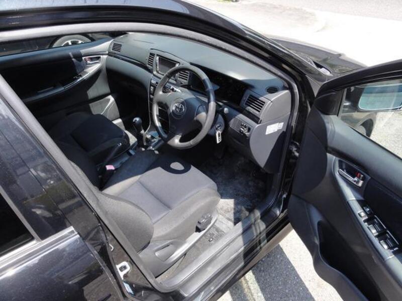 COROLLA FIELDER