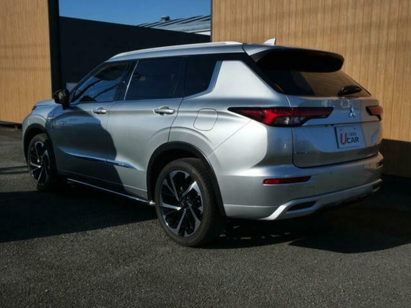 OUTLANDER PHEV