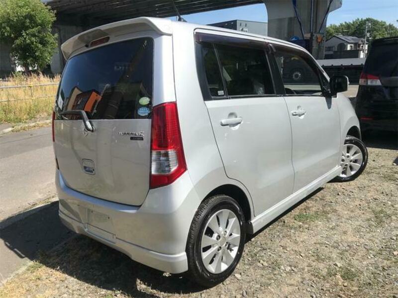 WAGON R