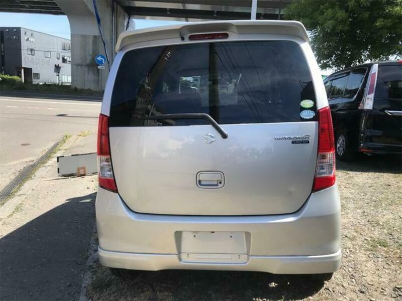 WAGON R