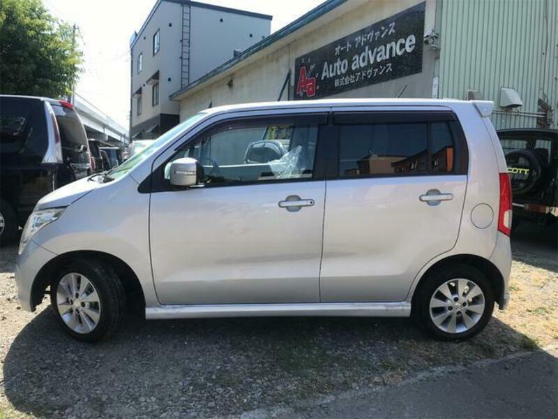 WAGON R