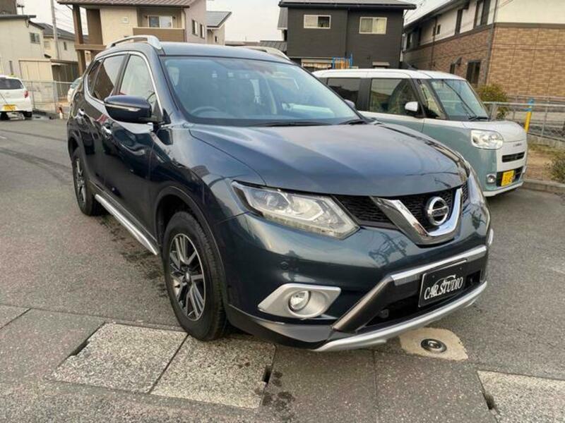 X-TRAIL