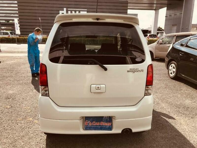 WAGON R