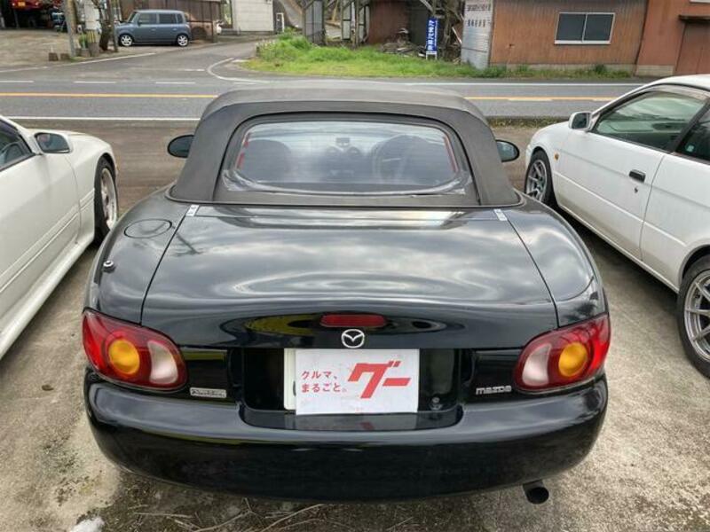 ROADSTER