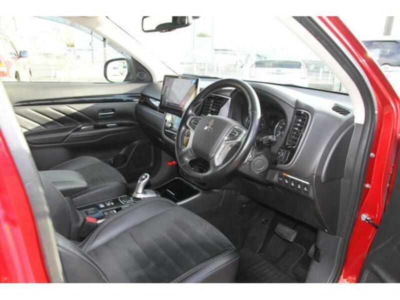 OUTLANDER PHEV