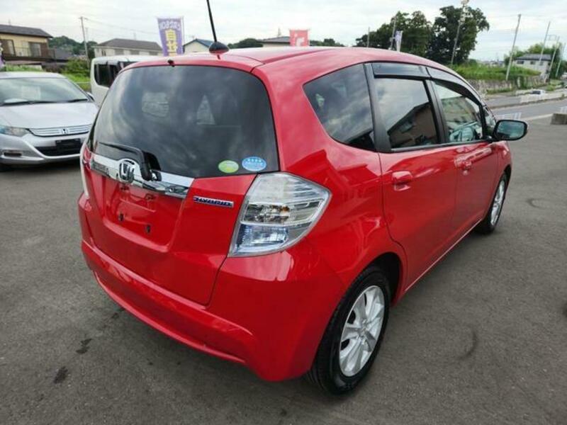 FIT HYBRID