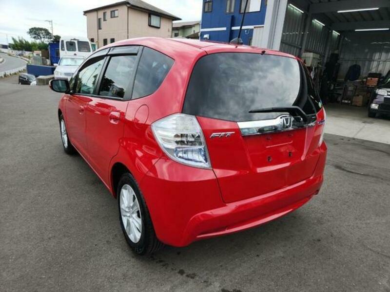 FIT HYBRID