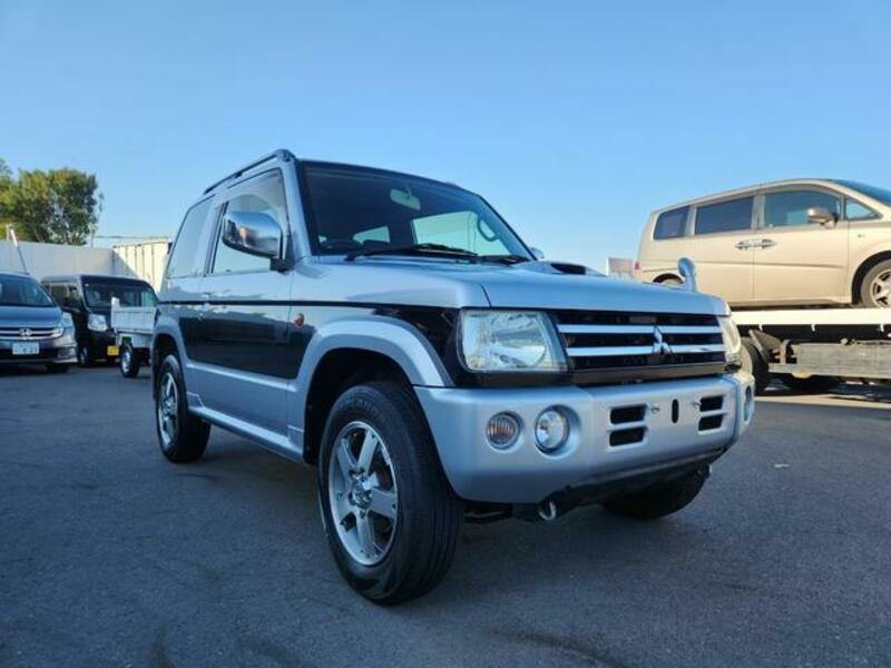 PAJERO MINI