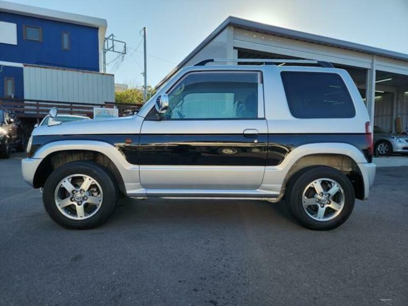 PAJERO MINI
