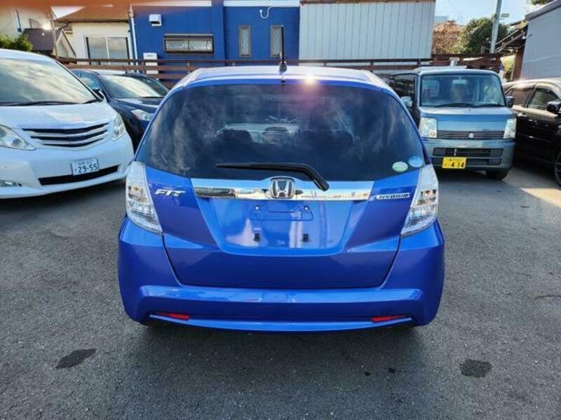 FIT HYBRID