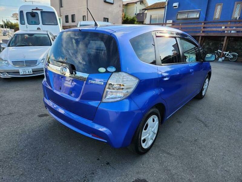 FIT HYBRID
