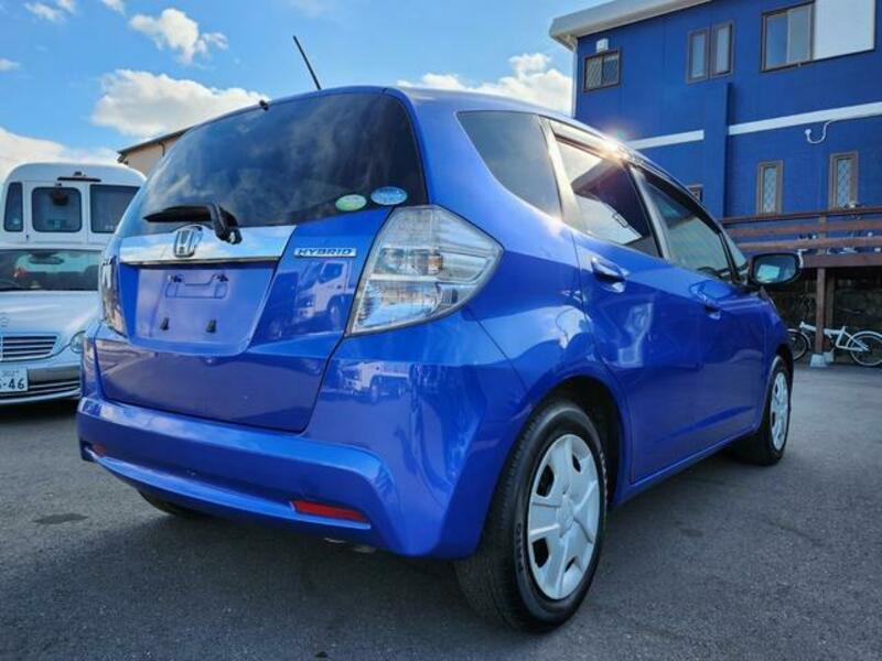 FIT HYBRID