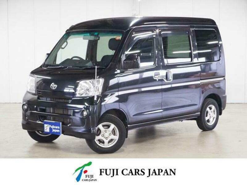 TOYOTA PIXIS VAN