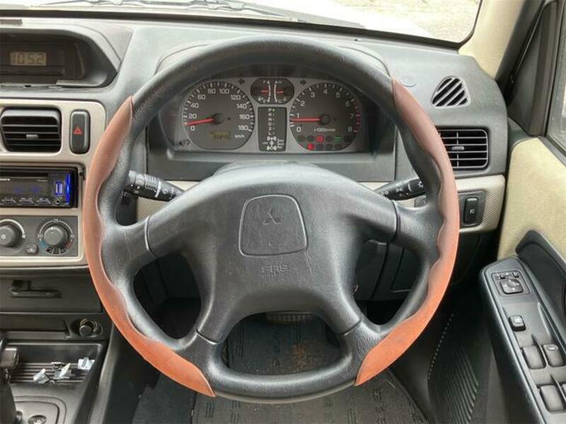 PAJERO IO