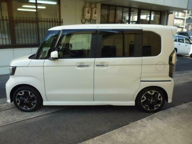 N BOX CUSTOM